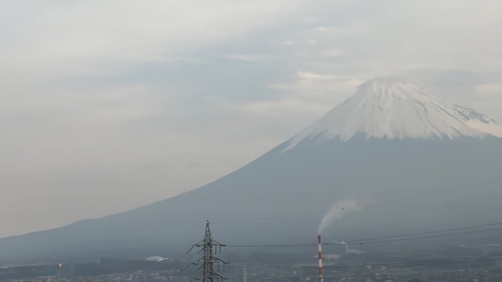 扁額　富士山 どこを撮っても立派な富士山⛰️ こちらは東海道新幹線の車窓から🚅