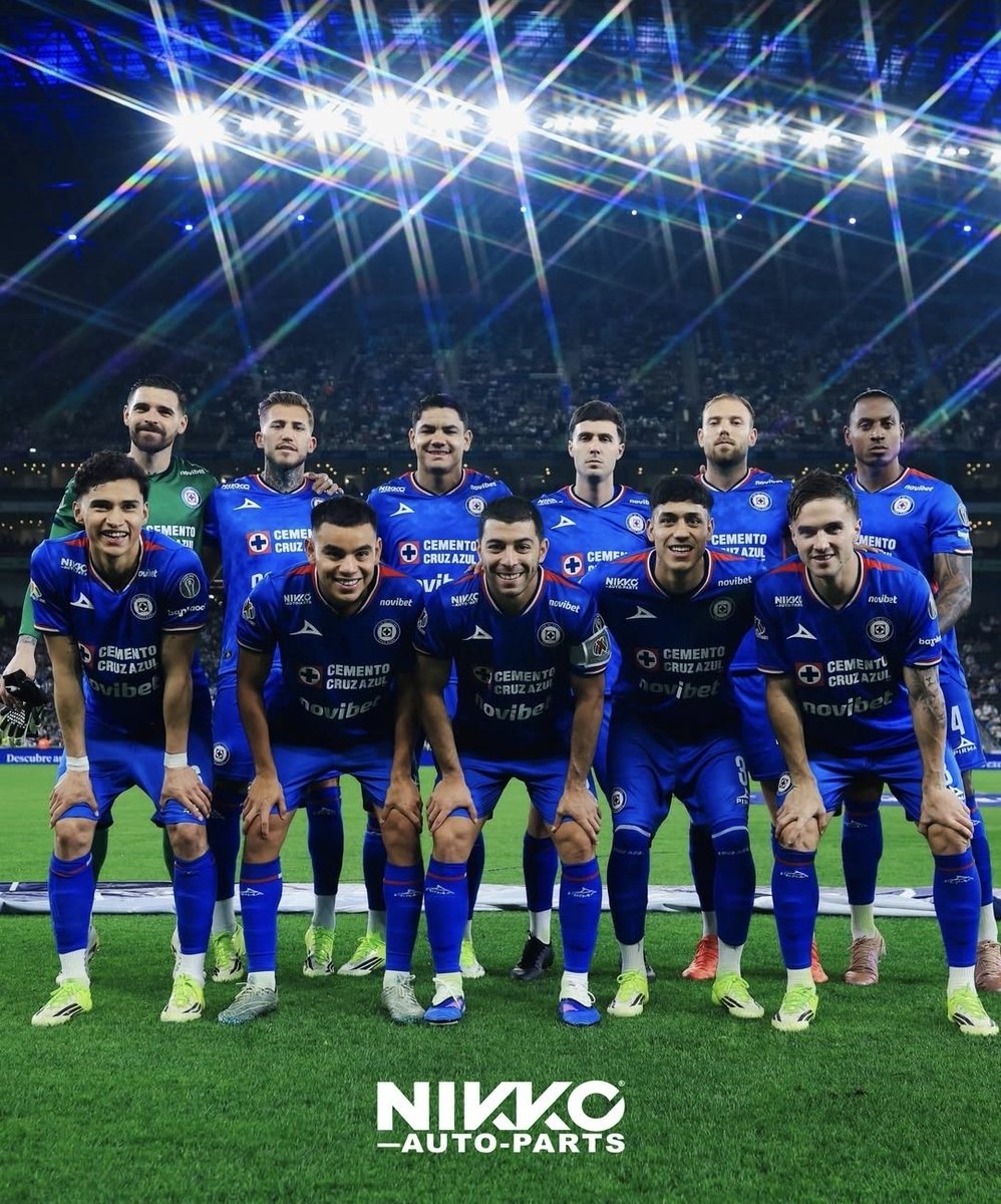 Señoras y señores ,niñas y niños ,pónganse de pie y saluden al nuevo lider del torneo  ,y sin tanto reflector como cierto equipillo chillon rojiblanco ,por cierto ya tenemos 2 hijos seguros ,rashados y chillas  😄😄😄