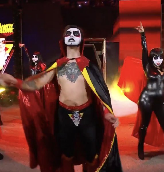 GrappleClips tweet media