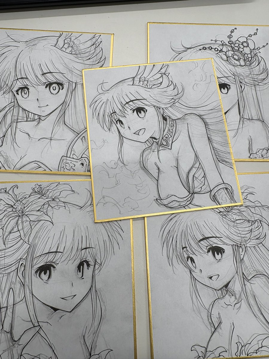 こんにちは♪晴れた日曜ですね。色紙作画を順調に進めてます。