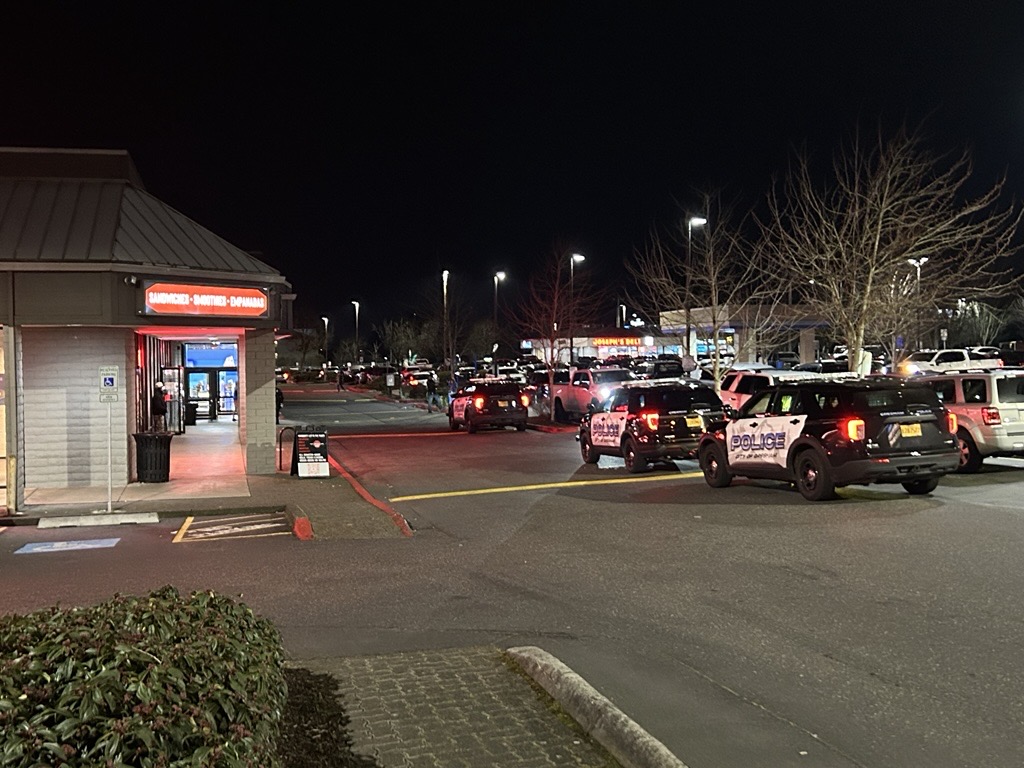 Jeremy Scott tweet media