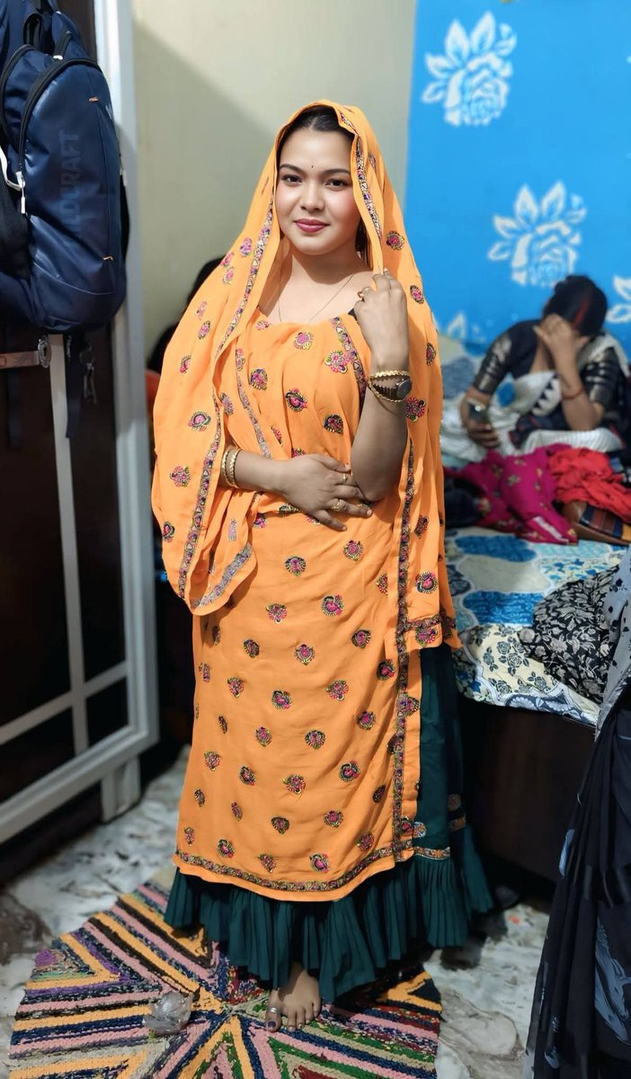 Anjalisaini_'s tweet photo. कोई मुझे किस नजरिये से देखता है.. अब फर्क नहीं पड़ता अपने संघर्षों से में बेहतर बनने की राह पर हूं बस यही स्वाभिमान है मेरा।
#advanjali #equality #OBC_SC_ST https://t.co/nxVWZwX4Ib