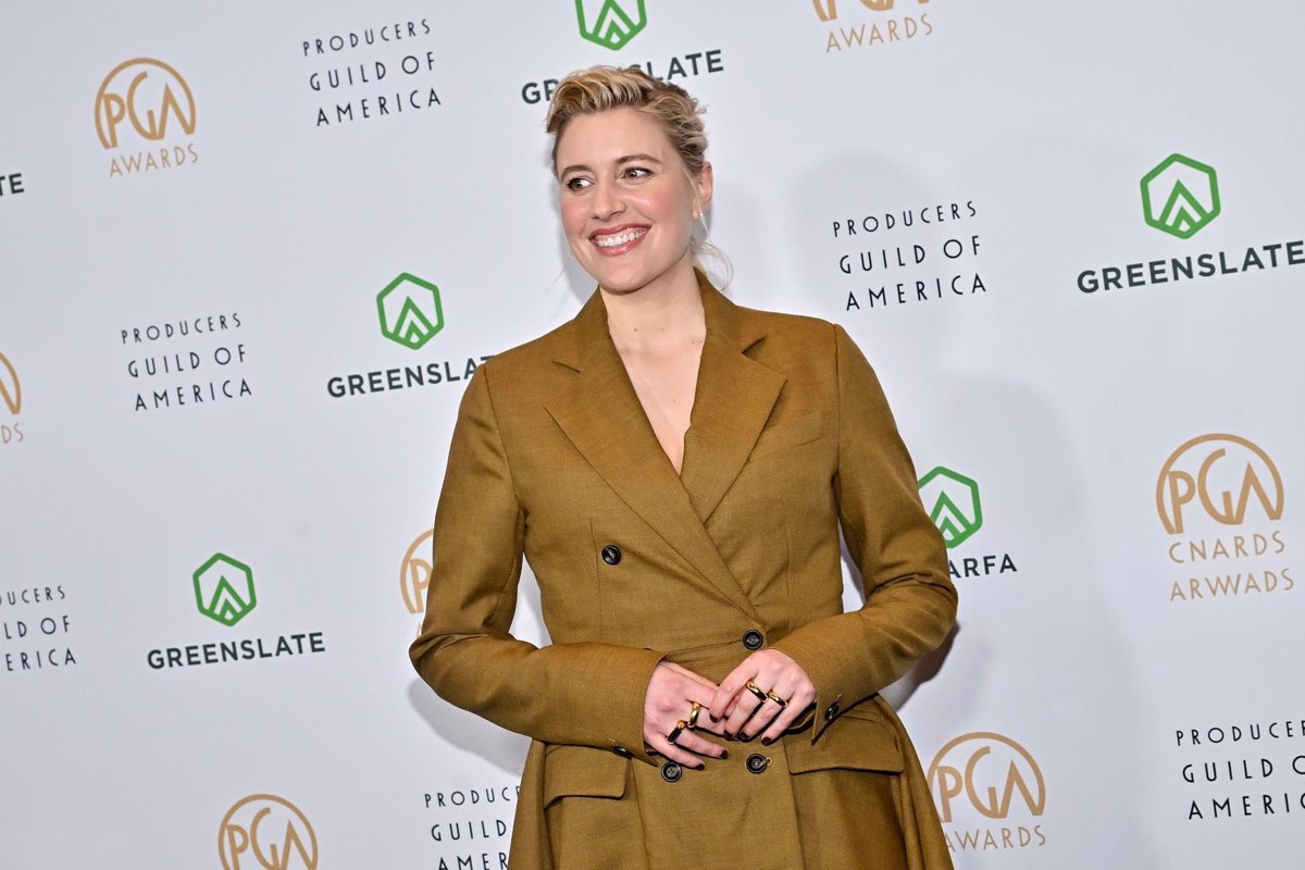 Greta Gerwig Updates tweet media