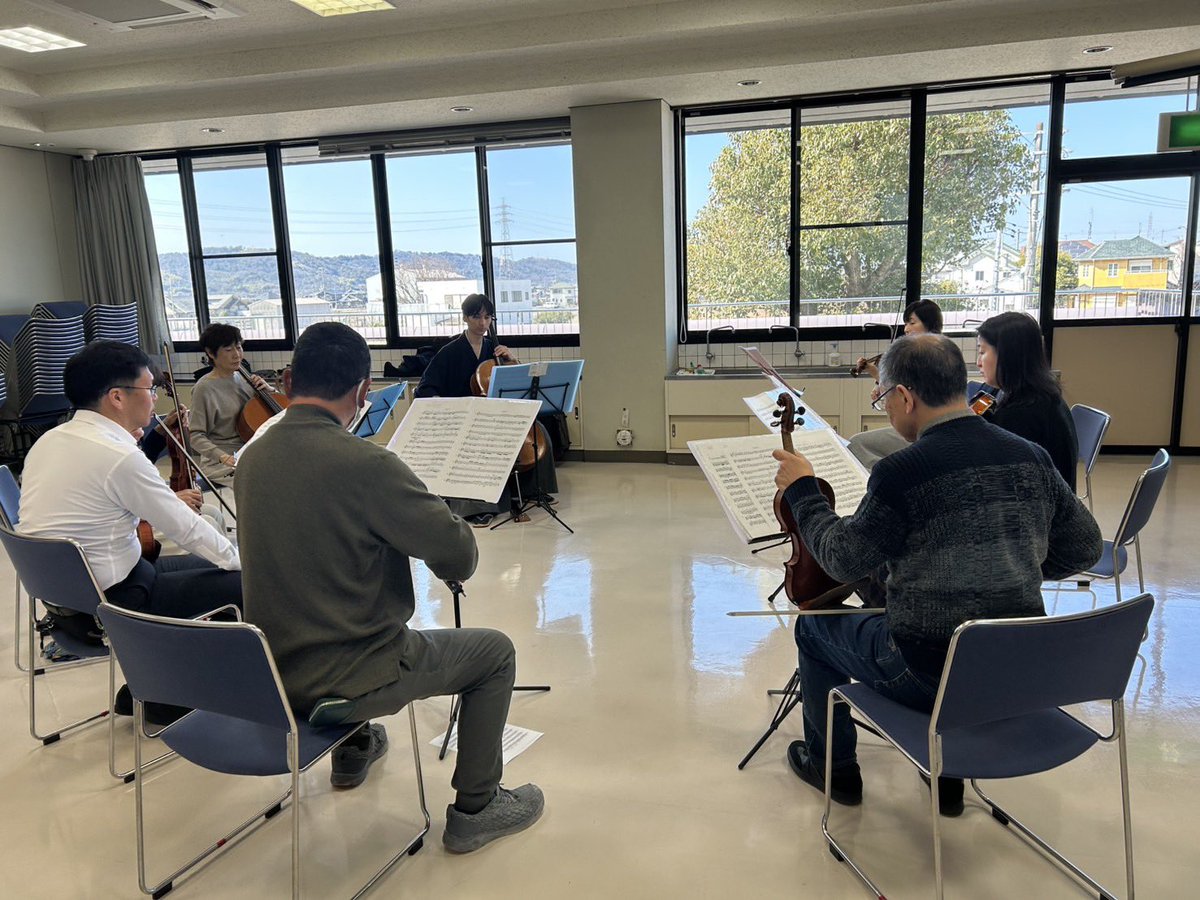 kinogen_string's tweet photo. 次回の練習は3月8日(日)
場所は河北コミュニティセンター
時間は9時から12時まで

トレーナー不在の中、団員のみの練習でした！

きのかわ弦楽合奏団では新しい仲間を募集しています！

mail:kinokawa.string@gmail.com

#和歌山アマチュアオーケストラ
#アマオケ
#和歌山
#弦楽オーケストラ https://t.co/0pVP5IVvXS