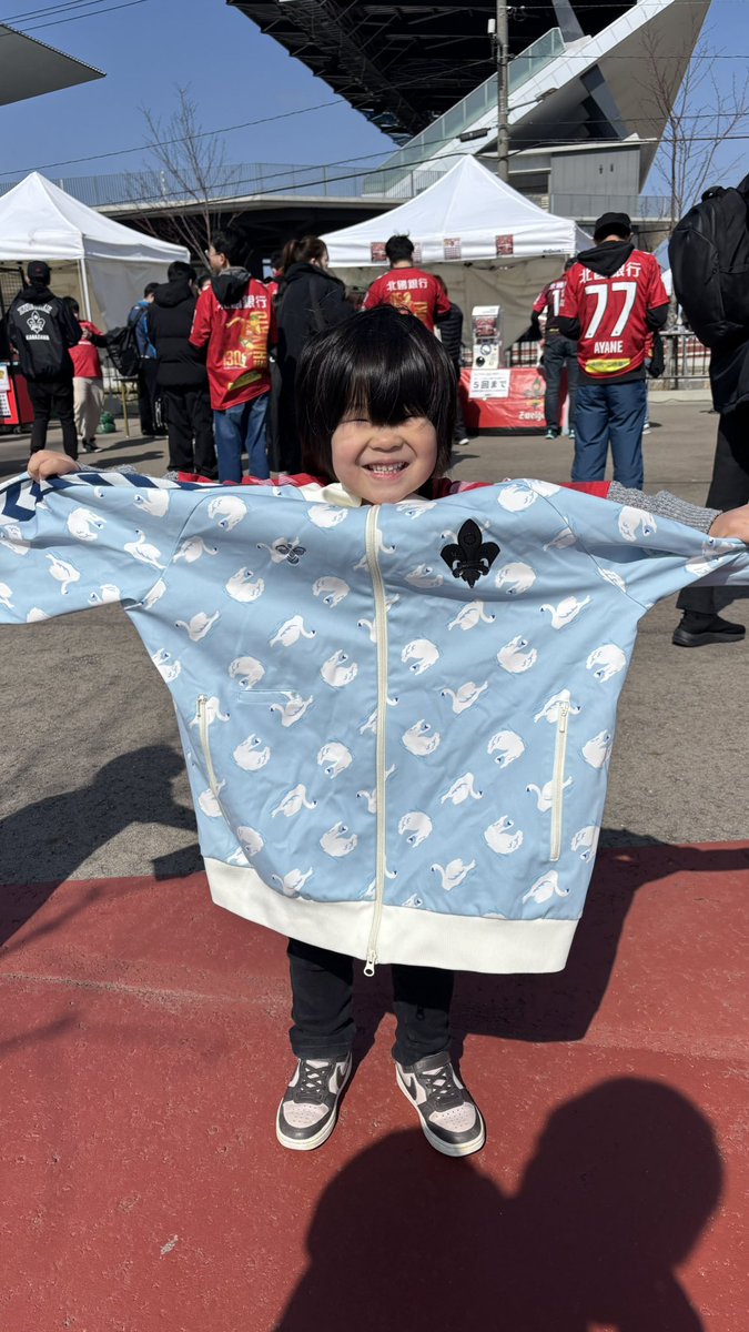 末っ子が1回だけどせがまれたので…

やってくれました笑