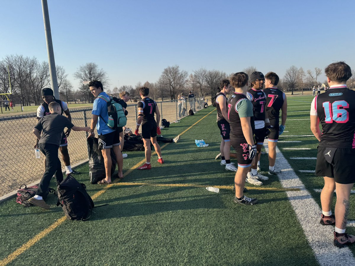 Erwin Starts tweet media