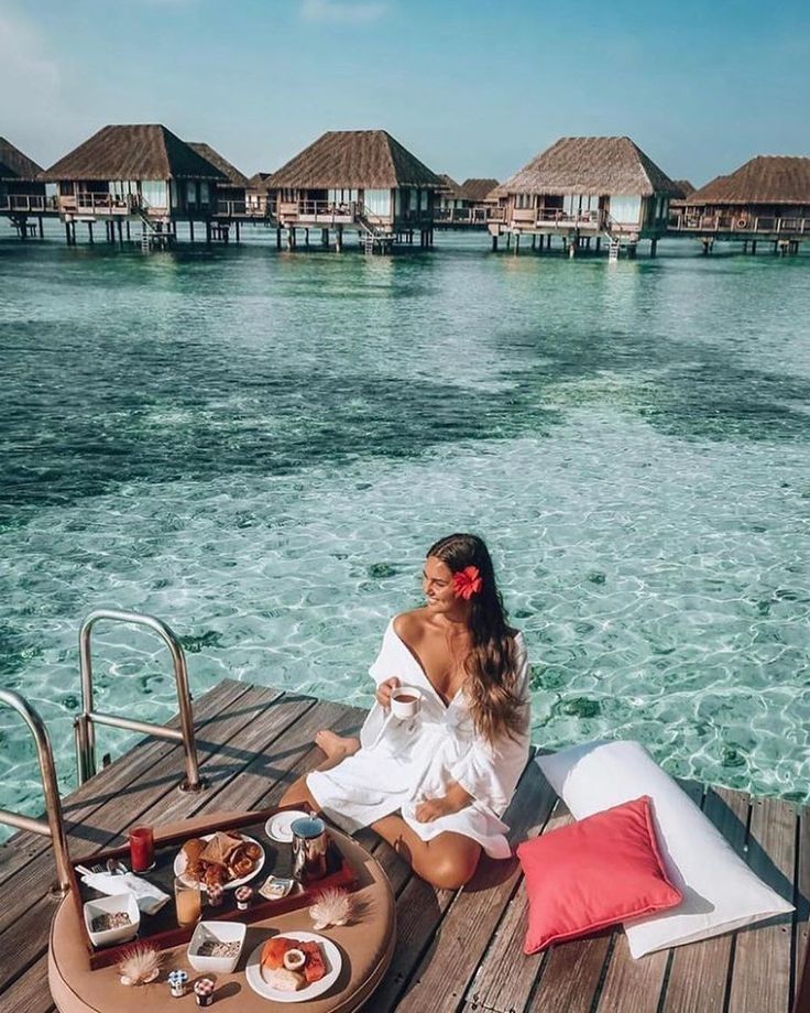 Postcard Views tweet media