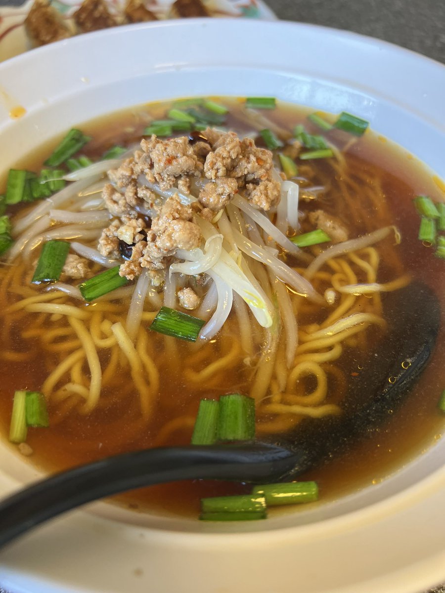 ランチは台湾ラーメン。 #sfl897