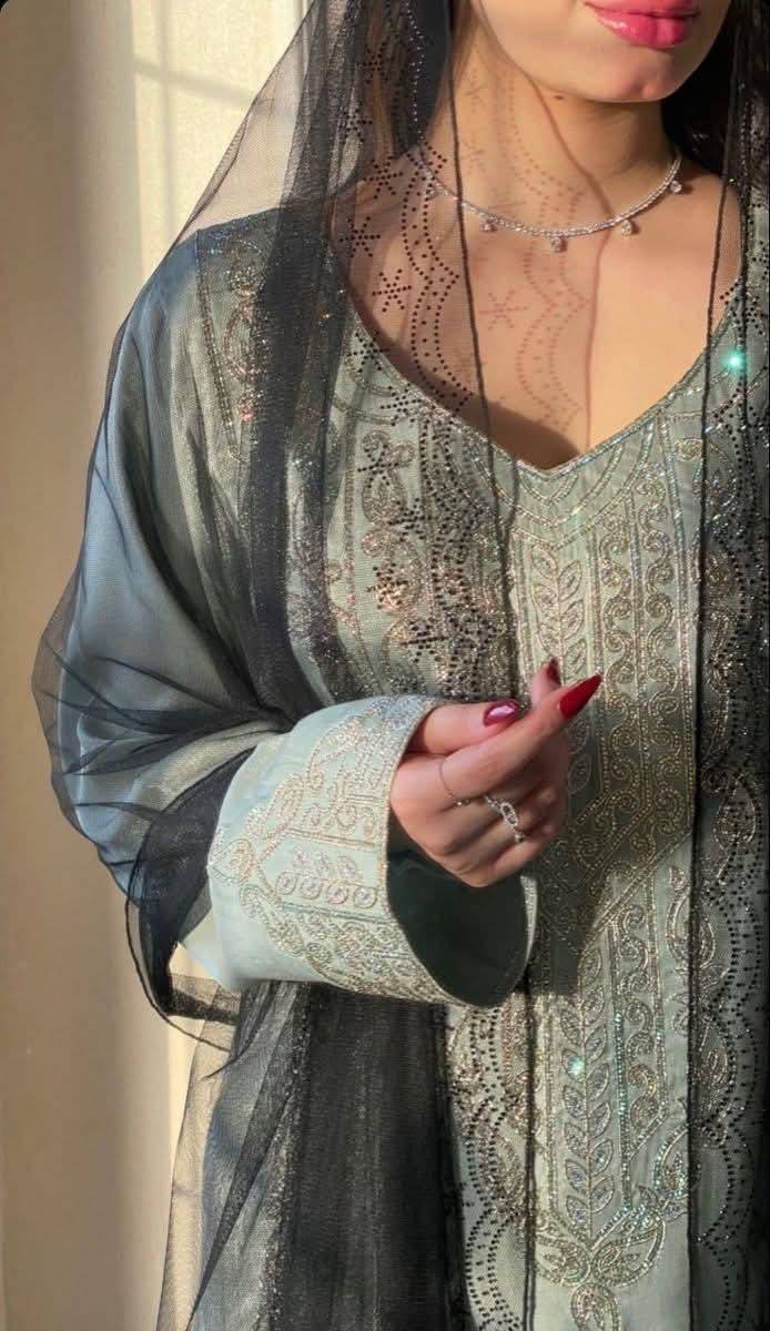 والصحة احياناً على هيئة بشر لاشفت من تغليه شفت العافيه