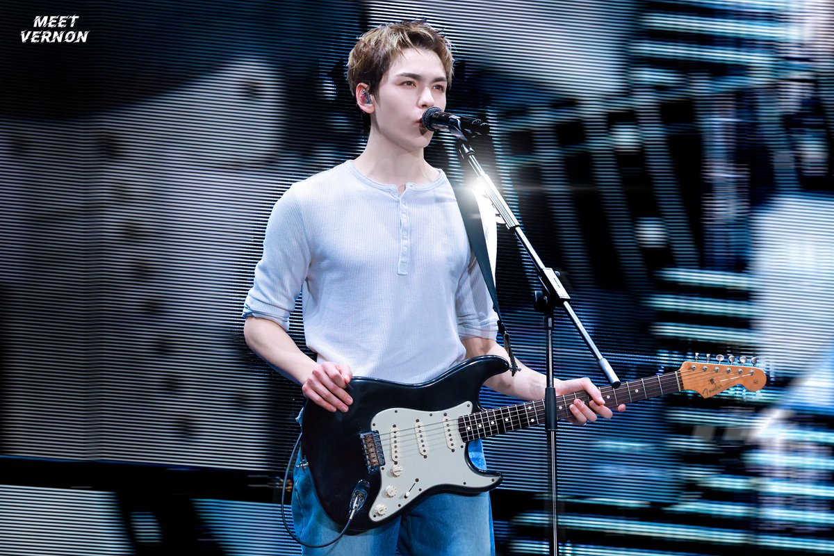 Meetvernon98218's tweet photo. 20260228 NEW_ HK D1

Shining Star 🎸

#버논 #최한솔 #VERNON #バーノン
#세븐틴 #SEVENTEEN https://t.co/kL9lSyL0O4
