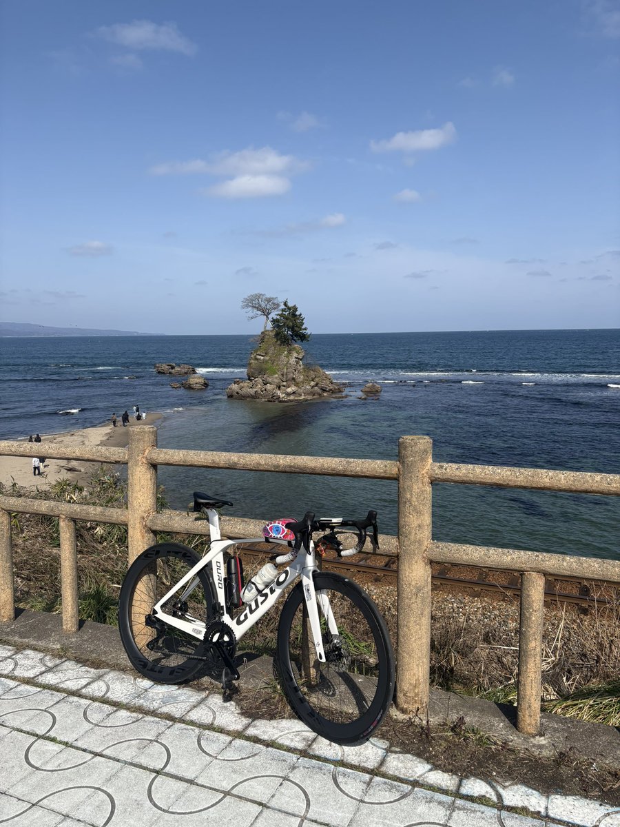 serfaiss's tweet image. 絶景かな絶景かな😆

＃グスト
＃グス党
＃雨晴海岸