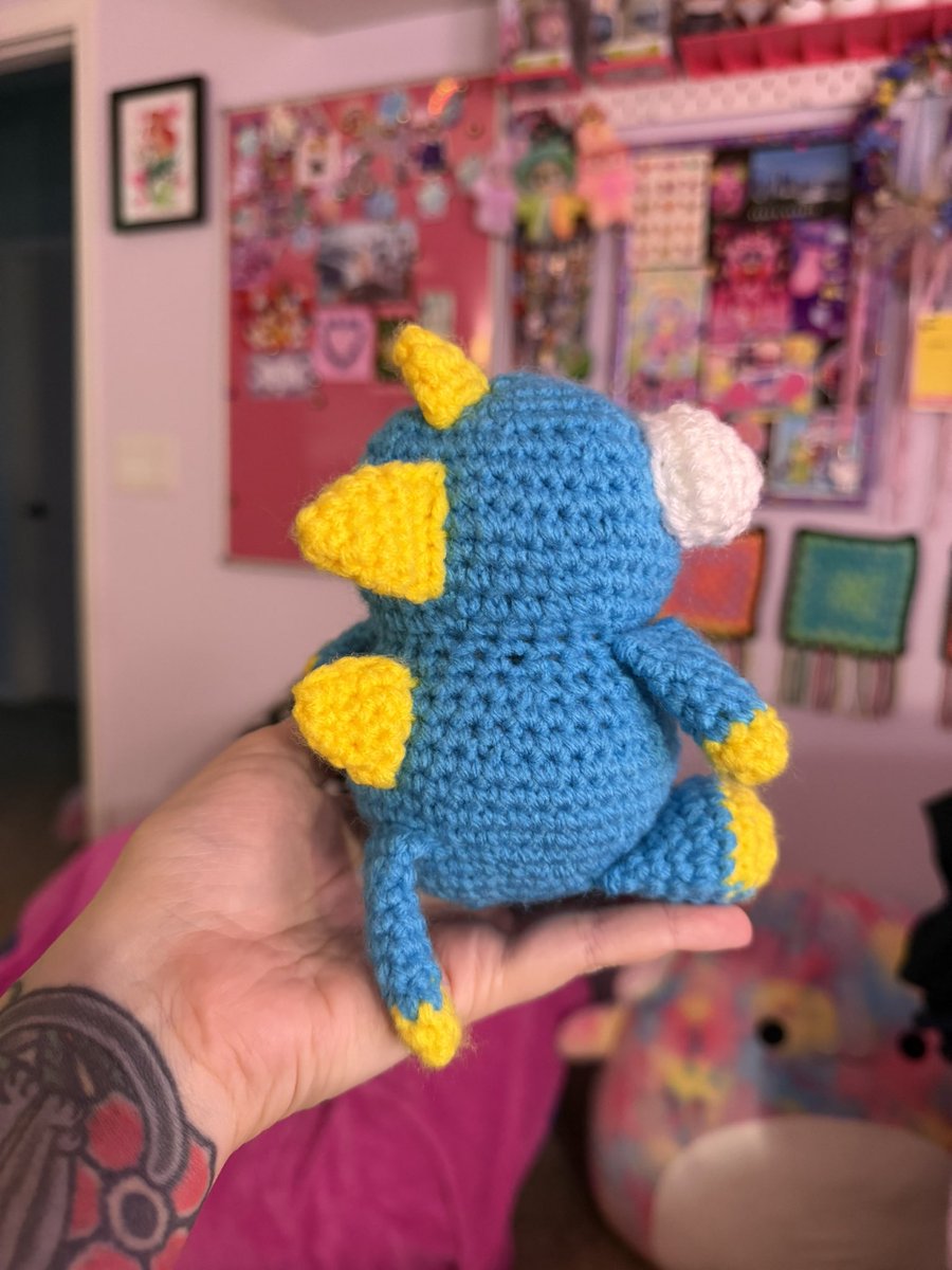 GLiTZY💎BRiTE tweet media