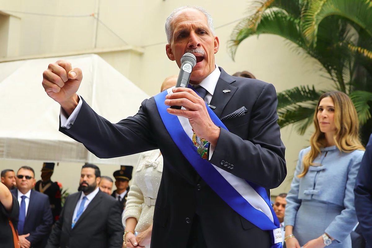 Cesia Mejía tweet media