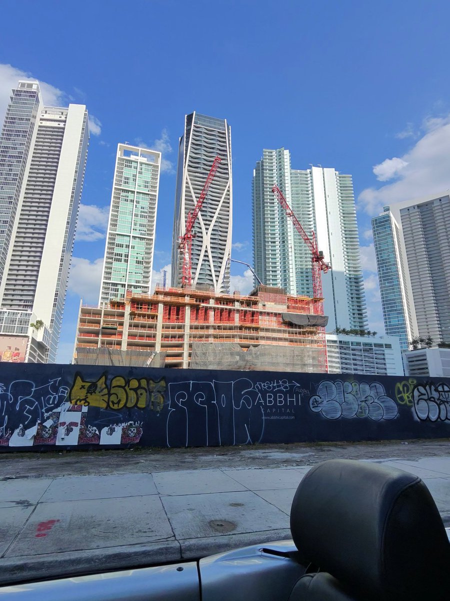 volvoshine's tweet photo. We b'building

#Miami #RealEstate https://t.co/JbrnjL3x3i