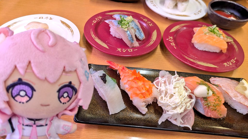 お寿司〜🍣(*´ч`*)ŧ‹