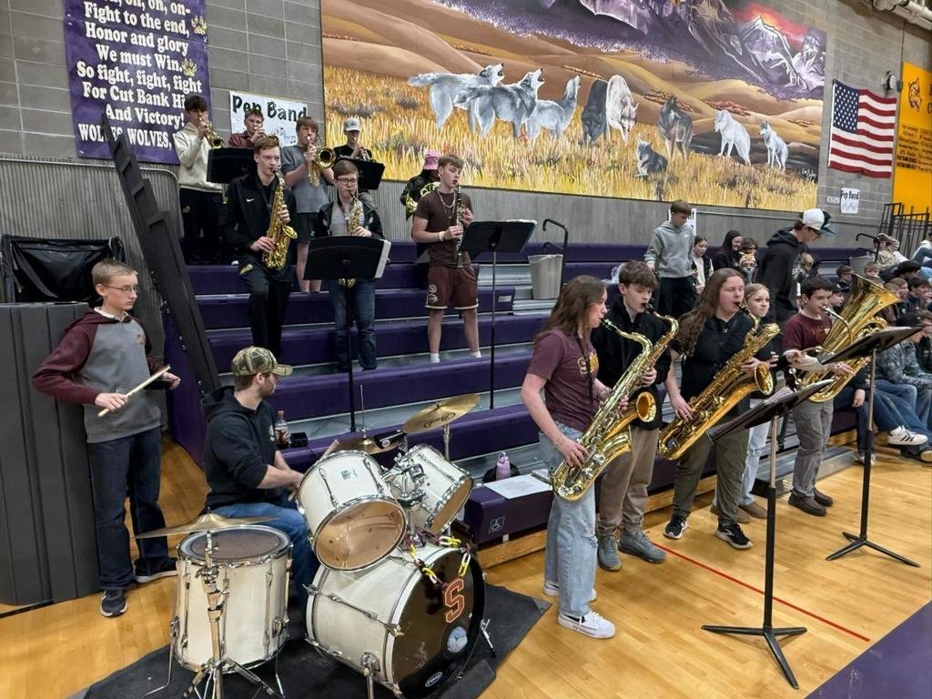spsactivities's tweet photo. Band Performing at the District Tournament.

Go Coyotes! https://t.co/8CL27QUQUC