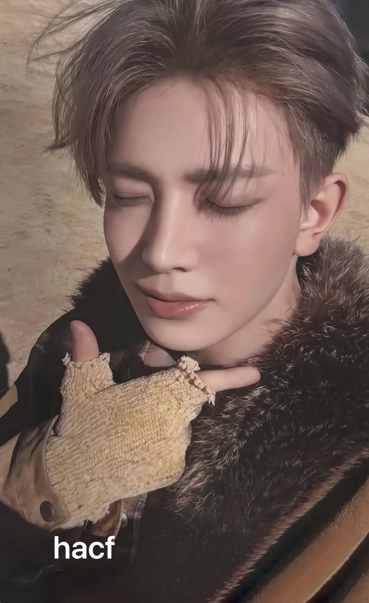 “i have a girlfriend” “i have a boyfriend”

well i have a problem: