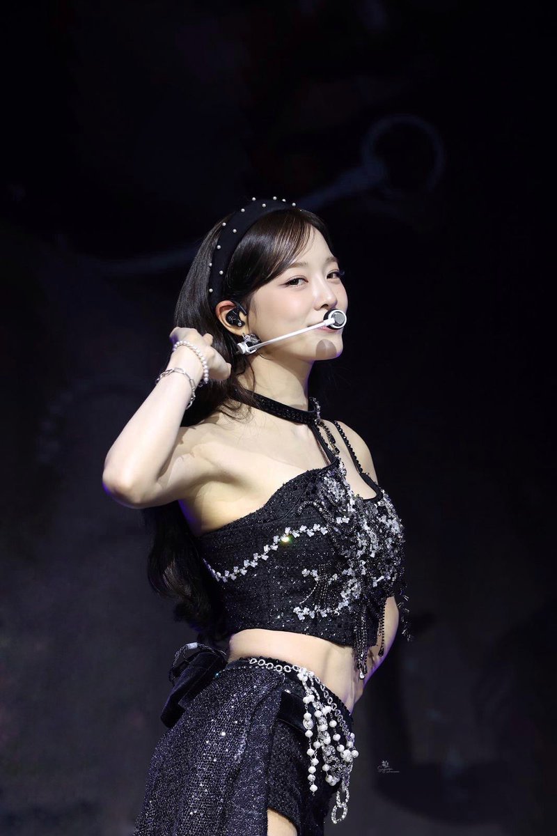 A cutie                           A baddie