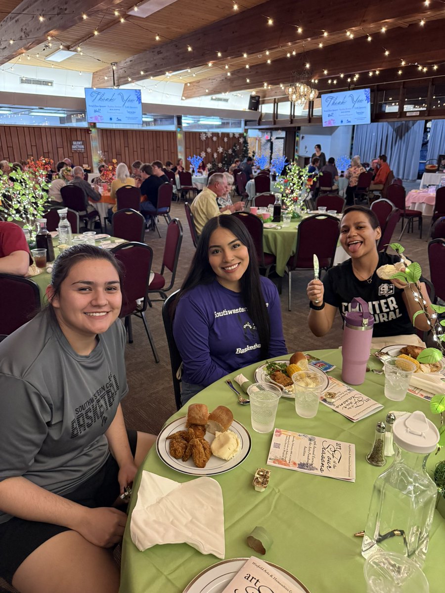 LadyBuilderBasketball tweet media