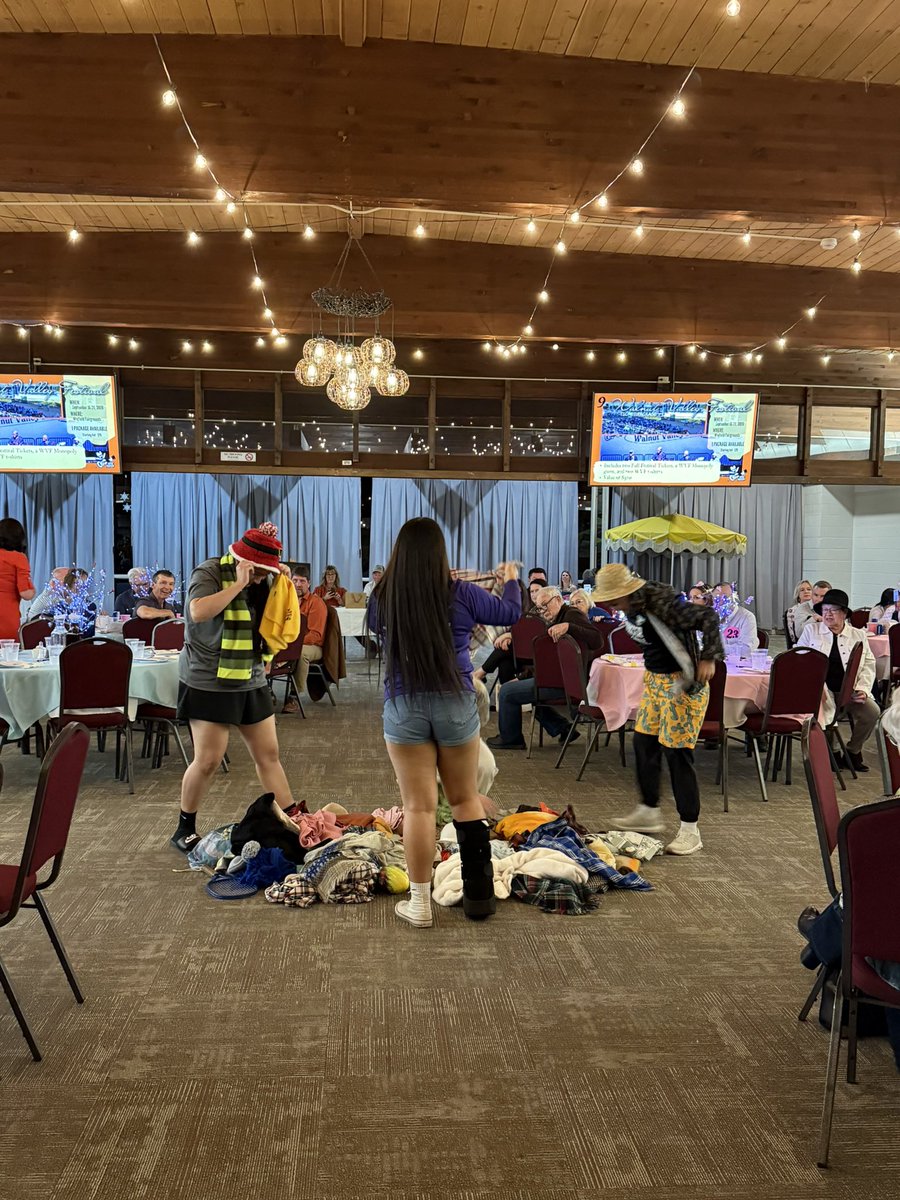 LadyBuilderBasketball tweet media