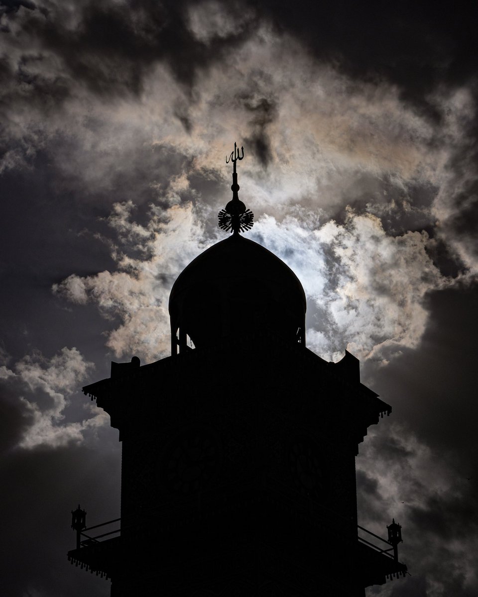 اللّهُمَّ إنَّا نَشْكُو إِلَيْكَ فَقْدَ نَبِيِّنا صَلَواتُكَ عَلَيْهِ وَآلِهِ