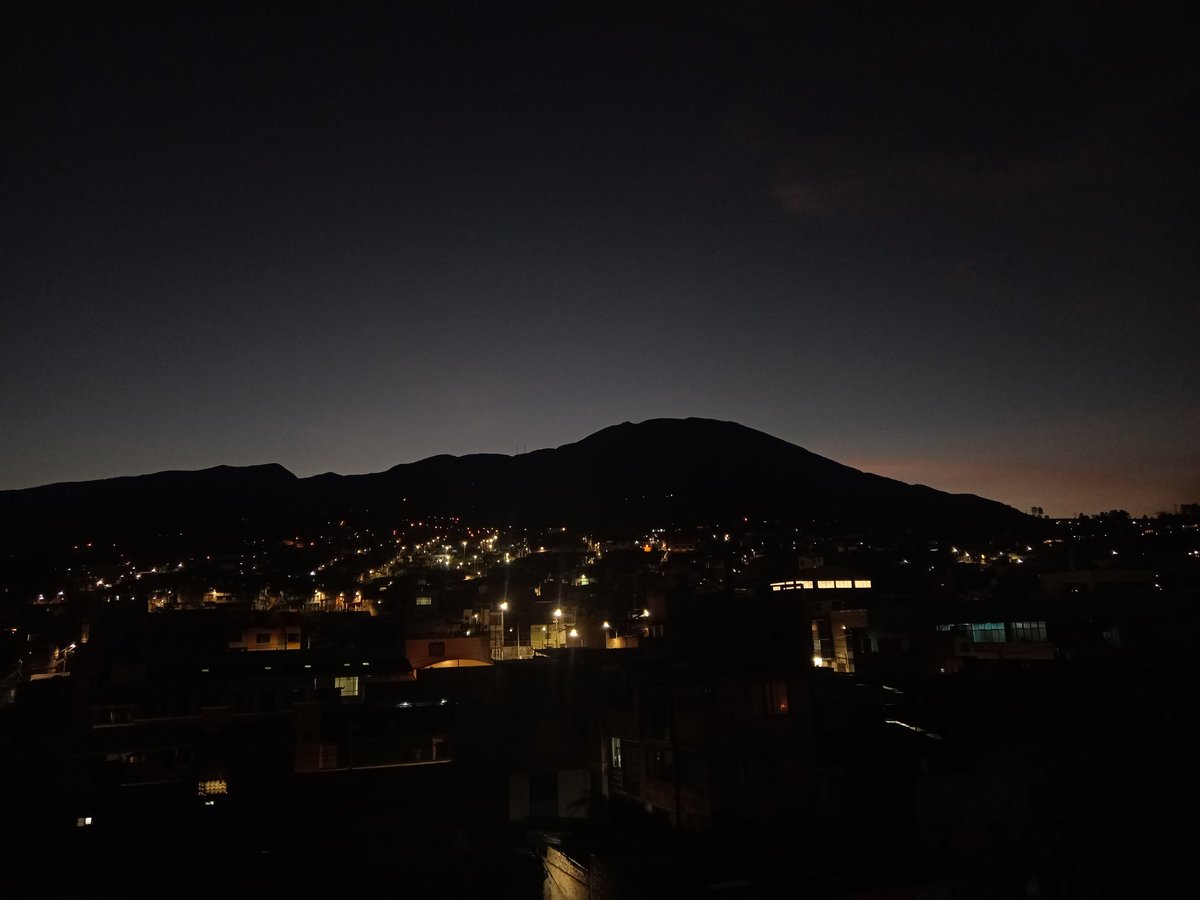 dimpv18's tweet photo. La magia del Galeras. https://t.co/U0nsbfI5J5