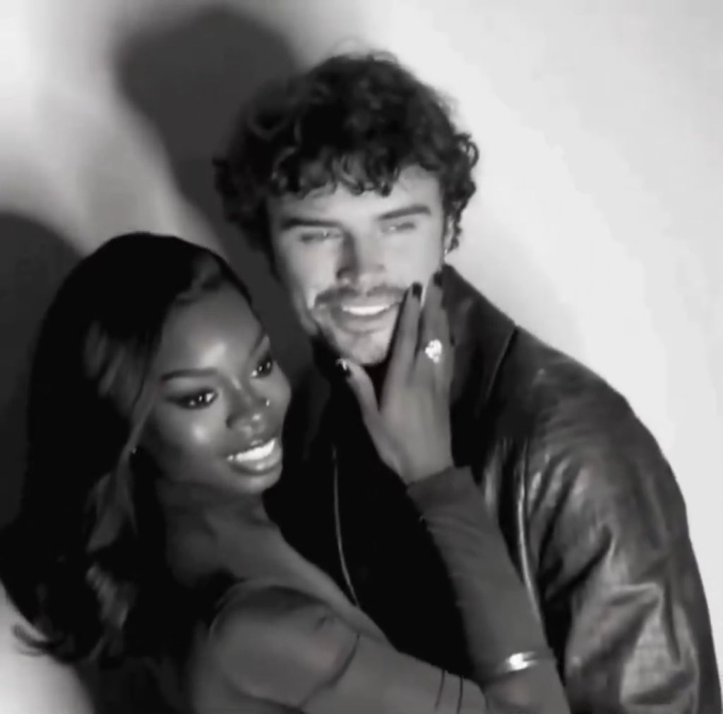 🖤🤍🖤🤍🖤