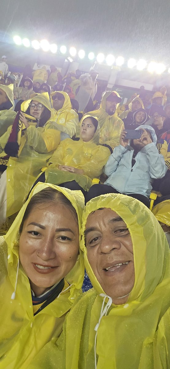 lalomend's tweet photo. #MegaFutbol hoy se gana Vamosss Americaaa https://t.co/0egXLD4ipa