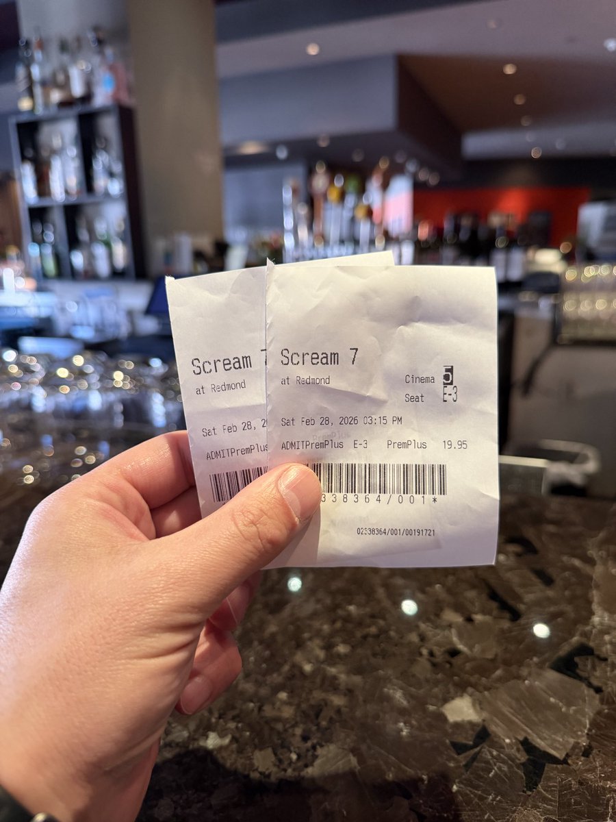 originalbum8u's tweet photo. @ScreamMovies Watched it today! Amazing 🤩 https://t.co/WYuz7LmBnR