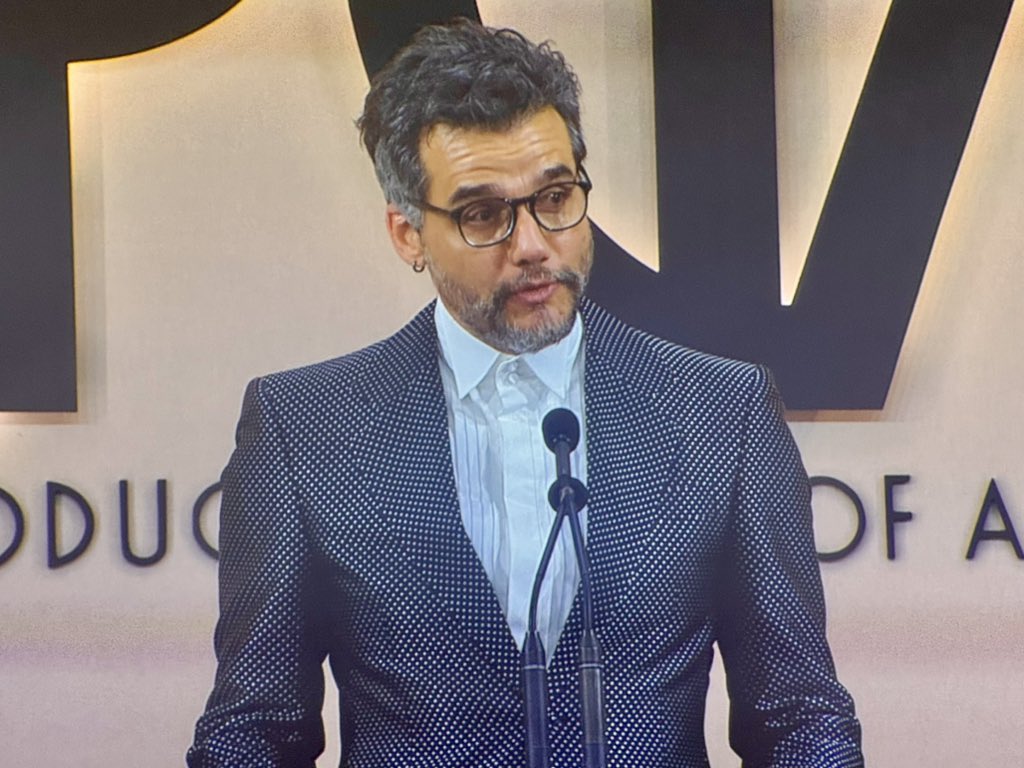 Wagner Moura is here presenting at the PGAs. “He’s so hot,” murmurs a woman behind me.