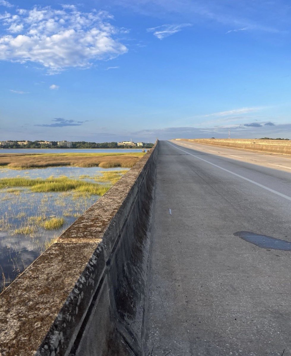 RVbyLIFE's tweet photo. 🎶 We’re on a road to nowhere 🎶🛣️ https://t.co/6HTj6c8mJx