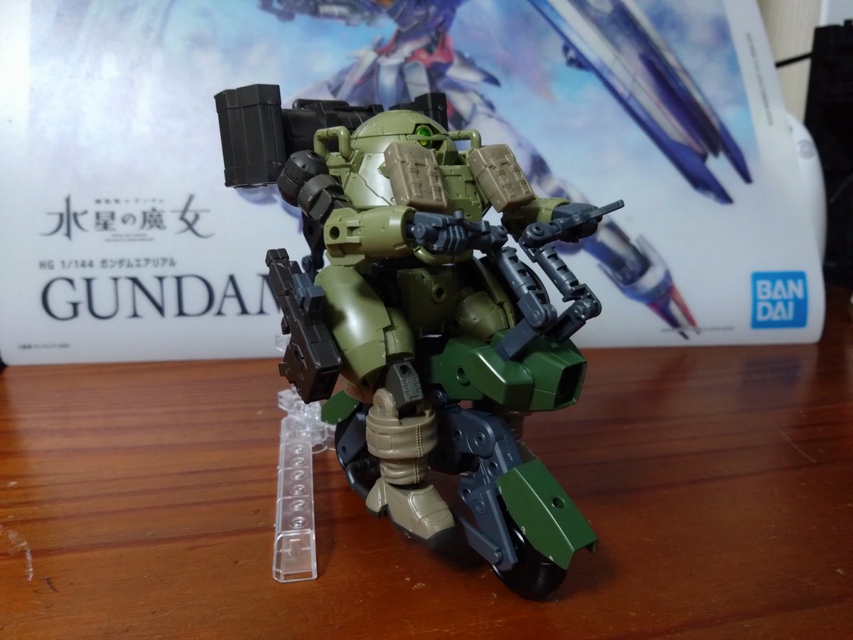 alchemist1993's tweet photo. ガンプラのミニバイク、ラウンドノヴァ君のリュック合いそうと思ってたけど全部合うやんけ。
#ガンプラ　#30MM https://t.co/3GS9U4mJ5U