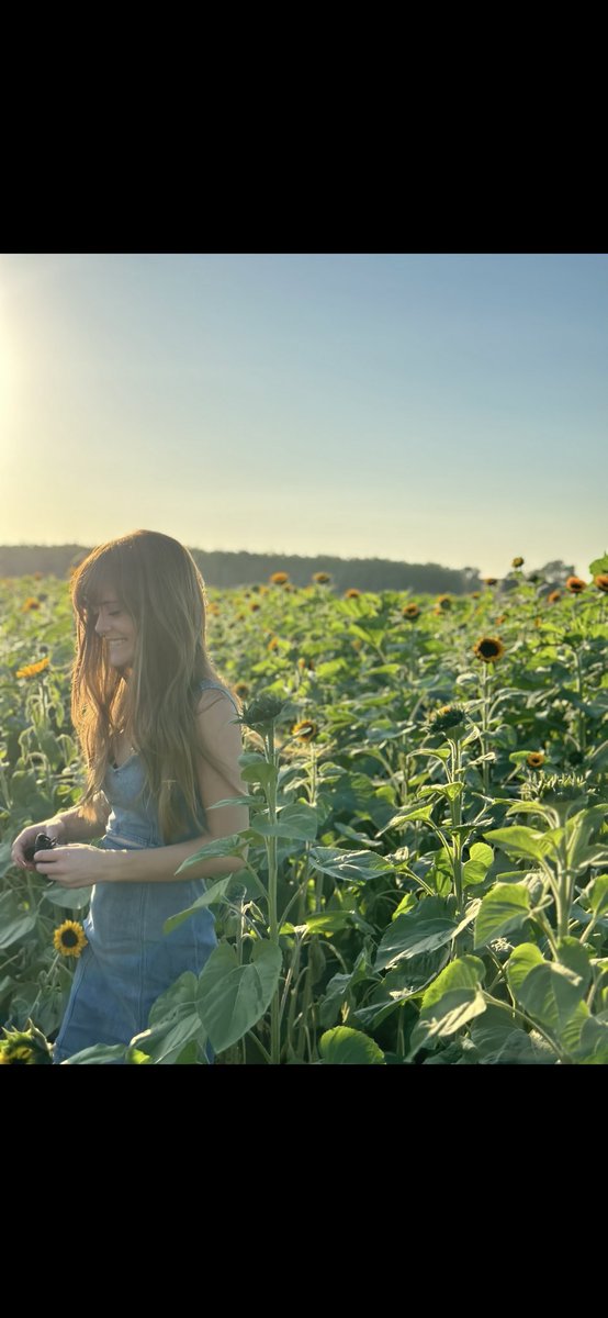 Autumn ꕥ ʚɞ edtwt ʚɞ ꕥ tweet media