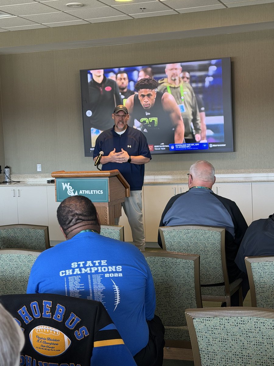CoachMikeLondon's tweet photo. Thank you VHSL Hall of Fame &amp; coaching Legends who spoke at our clinic today!  Mike Smith Hampton HS-Andy Linn Layfayette HS Former WM FB Alumnus - Doug Hubbard Honaker HS @VHSL_ https://t.co/BOBNjTLrlW