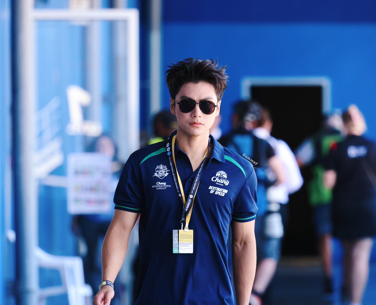 Summer0322_'s tweet photo. 😎😎😎

OHM PAWAT MOTOGP 2026
#MotoGP2026xOhm
#PTGrandPrixofThailand2026 
#ohmpawat
@ohmpawatt   🐾 https://t.co/fAbI9nyeH2
