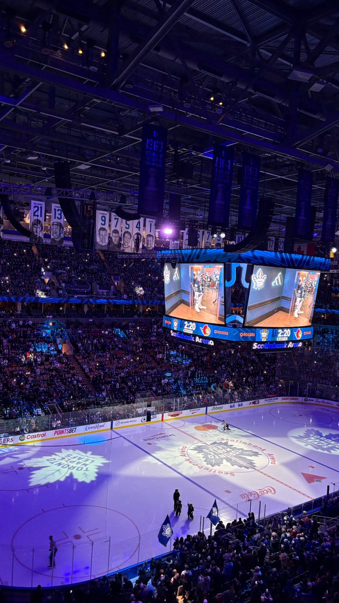 DanielVyner's tweet photo. #LeafsForever vs #GoSensGo https://t.co/pTFPY2y61M