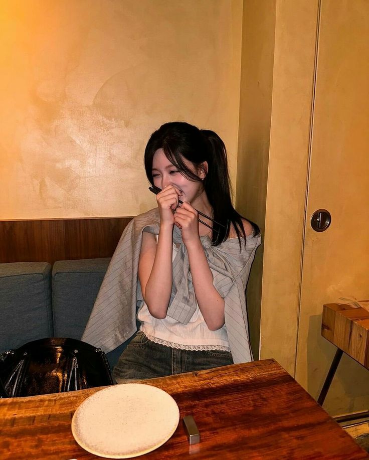 𝒢rayi. tweet media