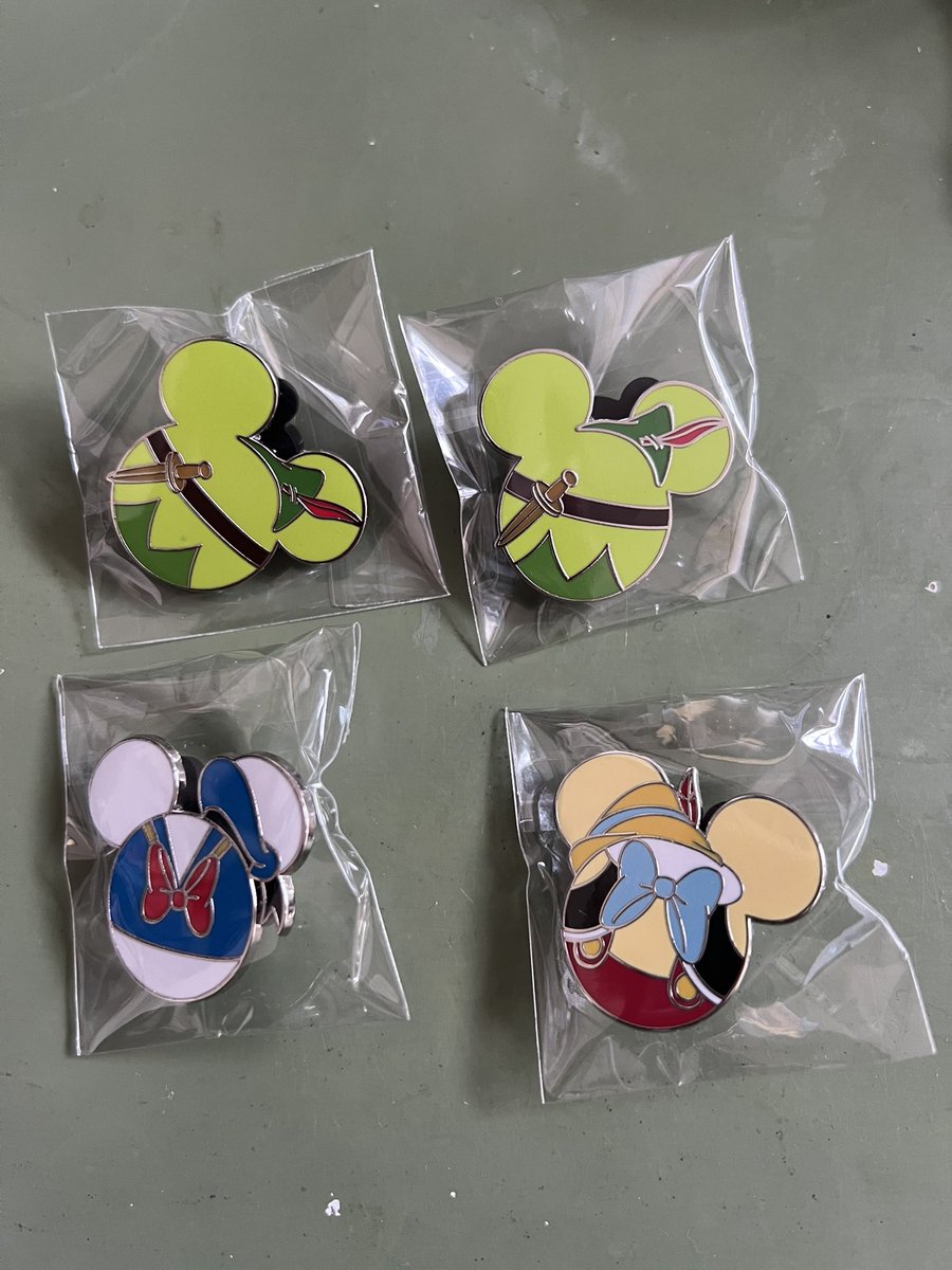 ディズニー リゾート ピンバッジ ミッキーマウスと仲間たち 求)画像1枚