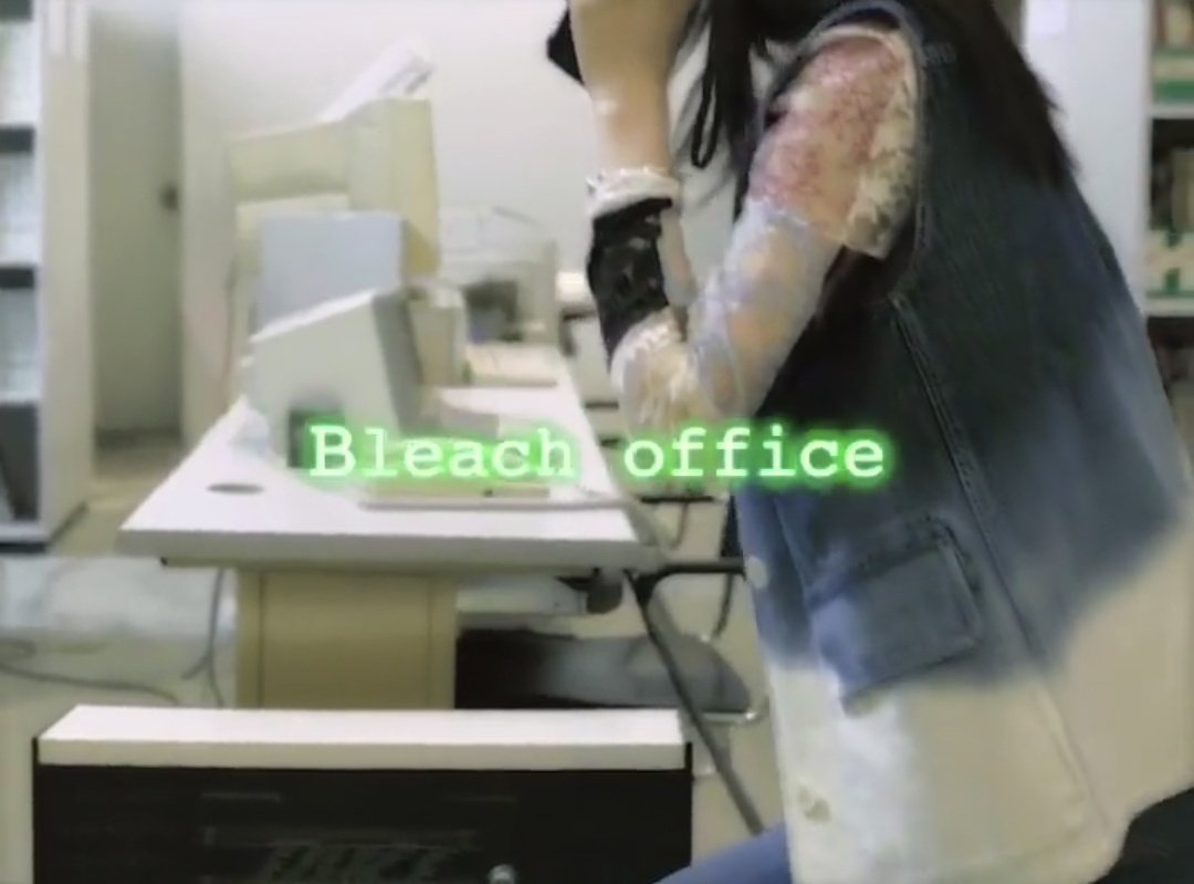 StarryGirly05's tweet photo. So the office + biker concept is something Serian Heu did back in 2019. 😭 https://t.co/XWl59aB5Ap