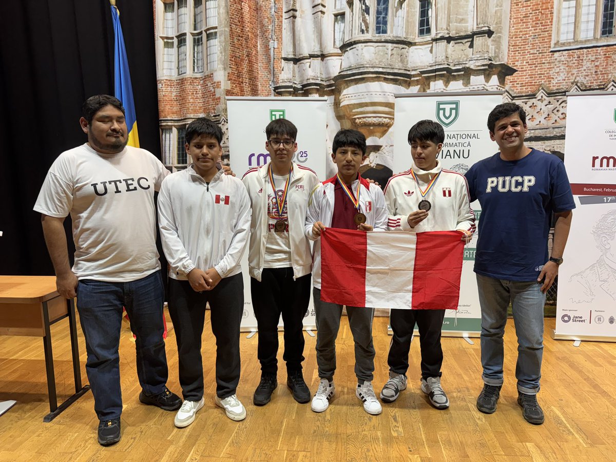 ¡Medallas para Perú en el Máster de Matemática de Rumania! Renato Gaitán obtuvo una medalla de plata🥈y Sebastián Lozada y Samir Ochoa medallas de bronce🥉🥉
Esta olimpiada matemática es una de las más difíciles y exigentes de todo el mundo. ¡Qué orgullo! #ArribaPerú 🇵🇪