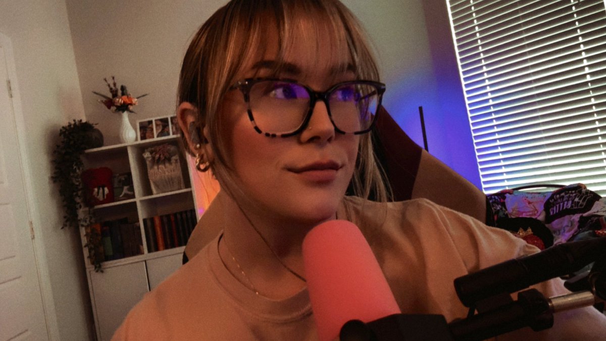 CrownedRuby tweet media