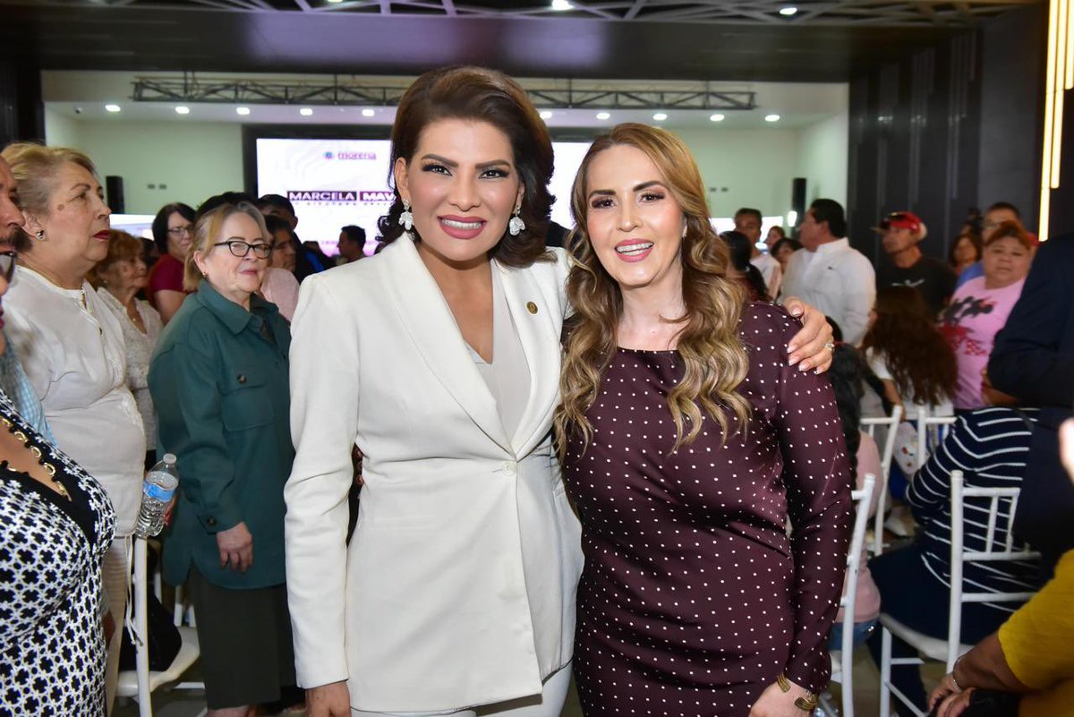 Desde la ciudad fronteriza de Nogales, acompañé a mi amiga y diputada Marcela Valenzuela con motivo de su Primer Informe Legislativo como representante popular en el Congreso de Sonora.

Reconozco a <a href="/MarcelaMAVAL/">Marcela Valenzuela</a> y al <a href="/CongresoSon/">Congreso Local Son</a> por su compromiso para aprobar las últimas