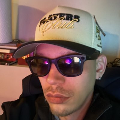 ReneHarrison100's tweet photo. #NewProfilePic https://t.co/i8uLfye3fb