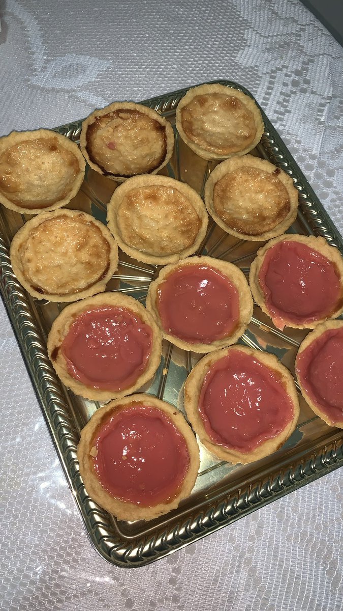 avcavalcantif's tweet photo. me diz, como q eu faço dieta, se eu sei cozinhar essas coisas gostosas 😭 https://t.co/tZeMZkLTK5