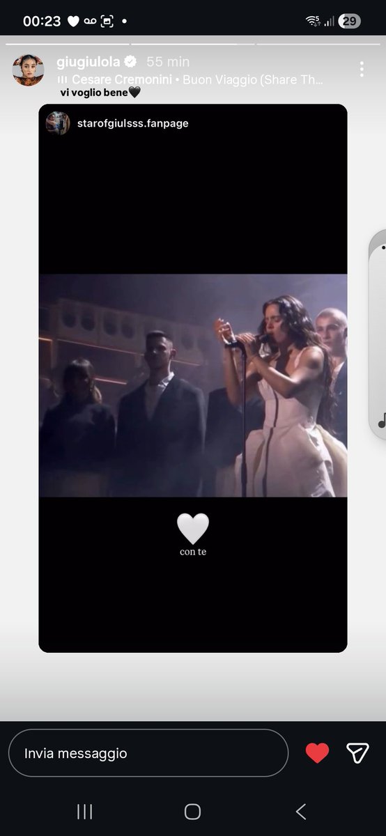 royalcouple0's tweet photo. Ancora non ci credo, ma tu sì: ci hai sempre creduto. Vederti su quel palco mi ha riempito il cuore di una gioia immensa. Sei il mio orgoglio più grande e non smetterò mai di fare il tifo per te. Ti voglio un bene infinito @giuliast4bile https://t.co/WCybeadtyX
