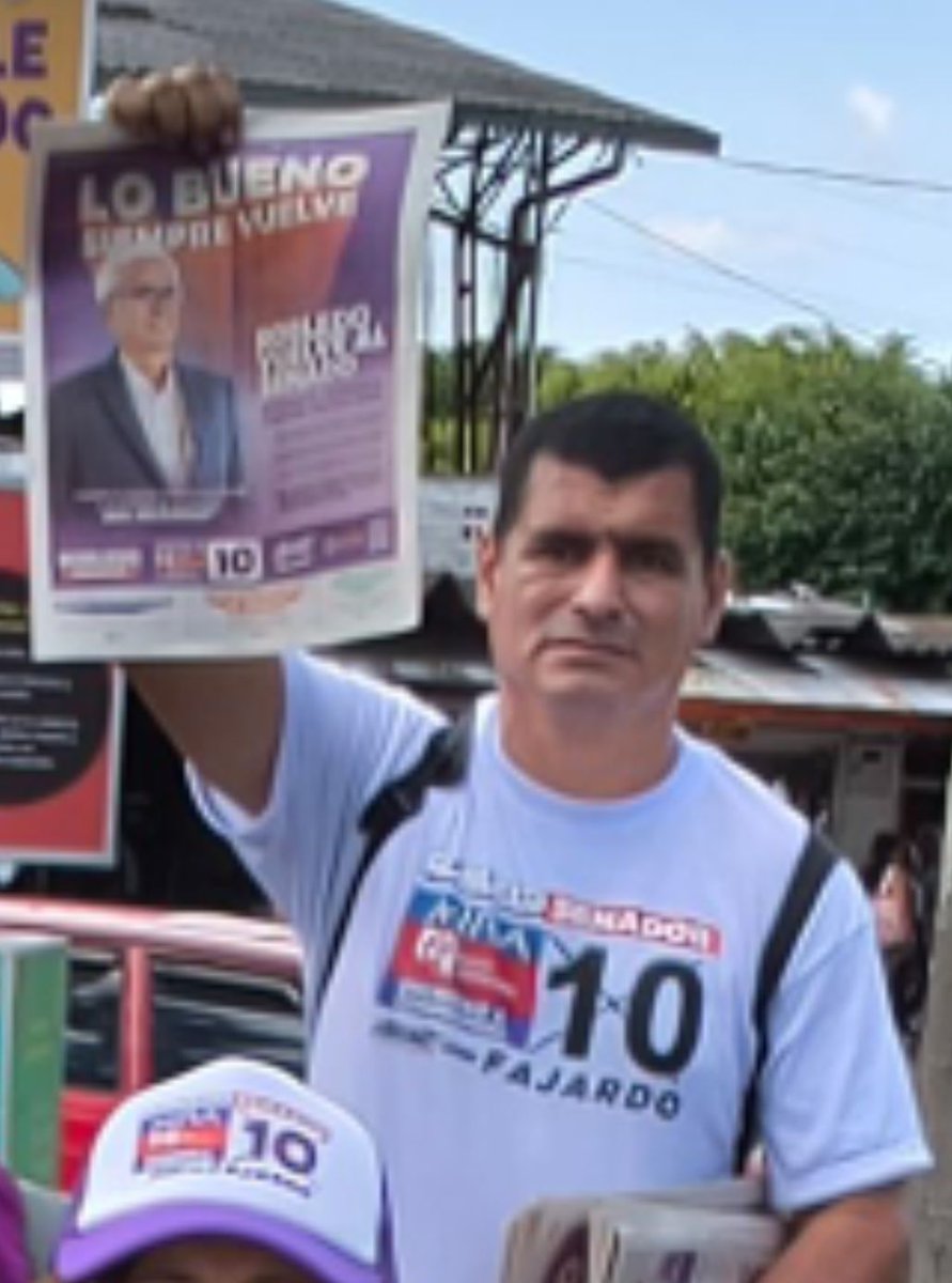 Después de la maratónica jornada en Sevilla y Caicedonia en la mañana de hoy, de visita en la tarde al municipio de zarzal y el corregimiento de la paila. Vamos con la #10 puesta con <a href="/JERobledo/">Jorge Enrique Robledo Senado #10 Ahora Colombia</a> y el Doctor Javier Criales a la cámara valle #101 #AdelanteConFajardo