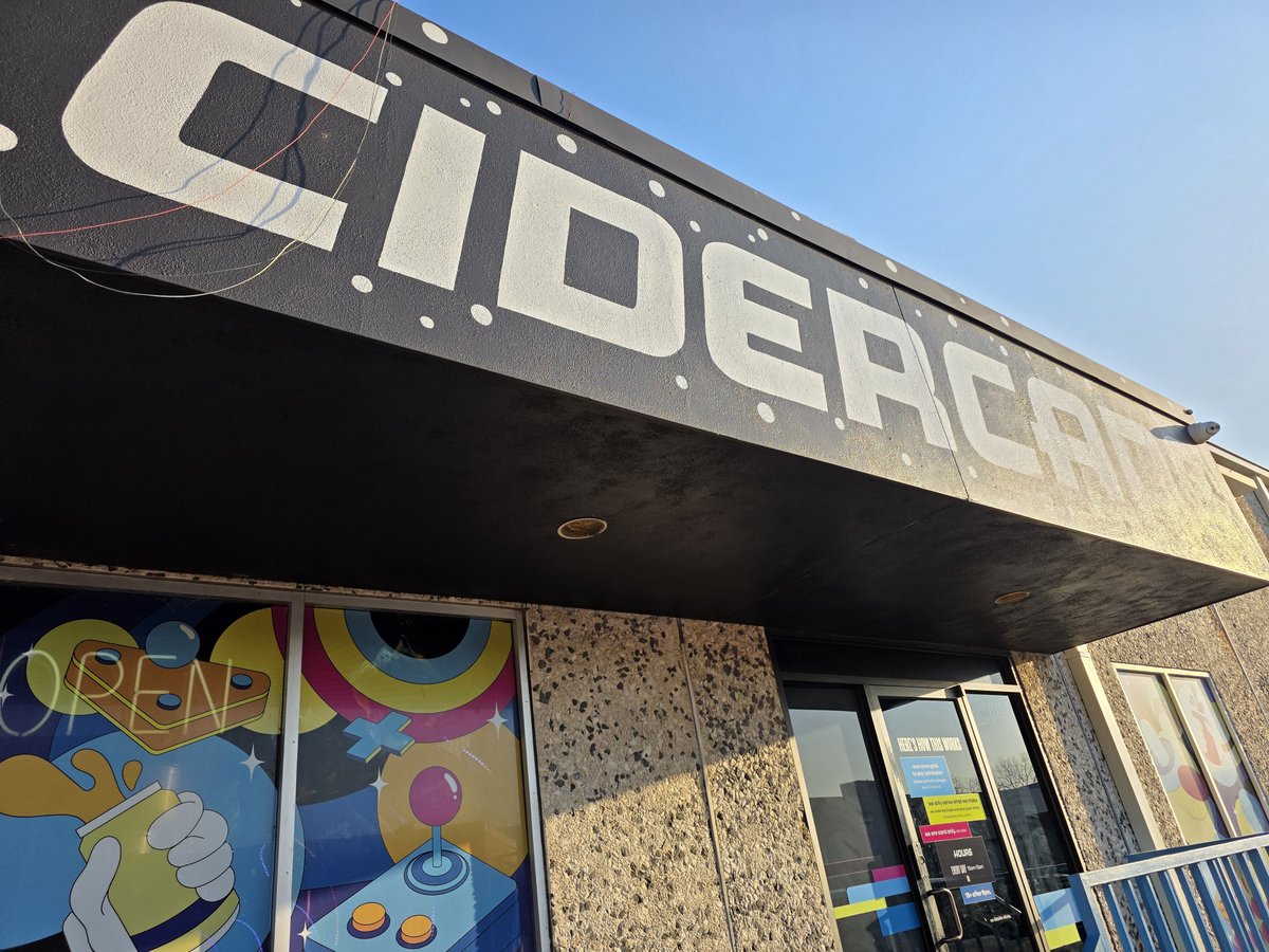 Stream DFW tweet media