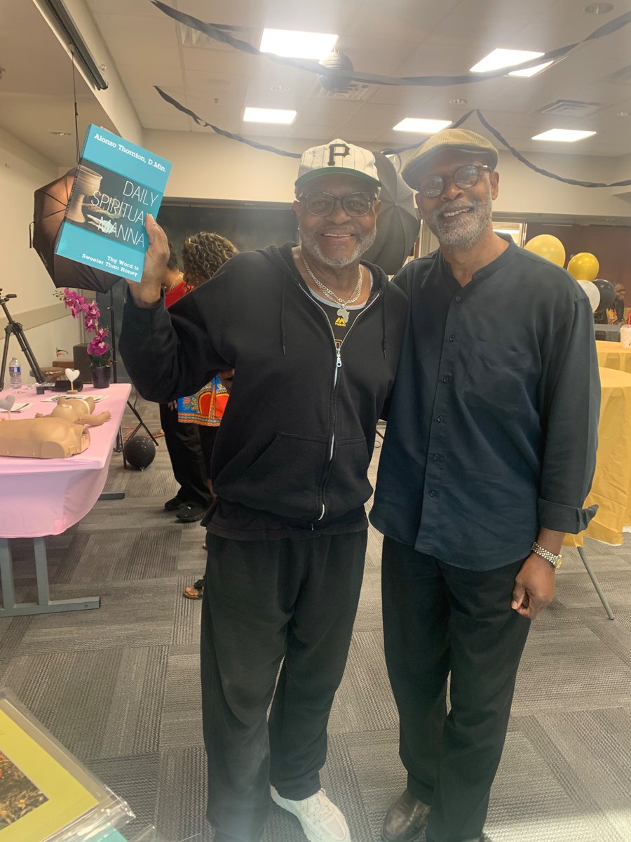 AlonzoEThornton's tweet photo. Celebrating with Brother Bob today as we both participate in a Black Heritage Day event in Duluth GA. He is holding a purchased copy of my book: Daily Spiritual Manna. https://t.co/QshclDwyvu