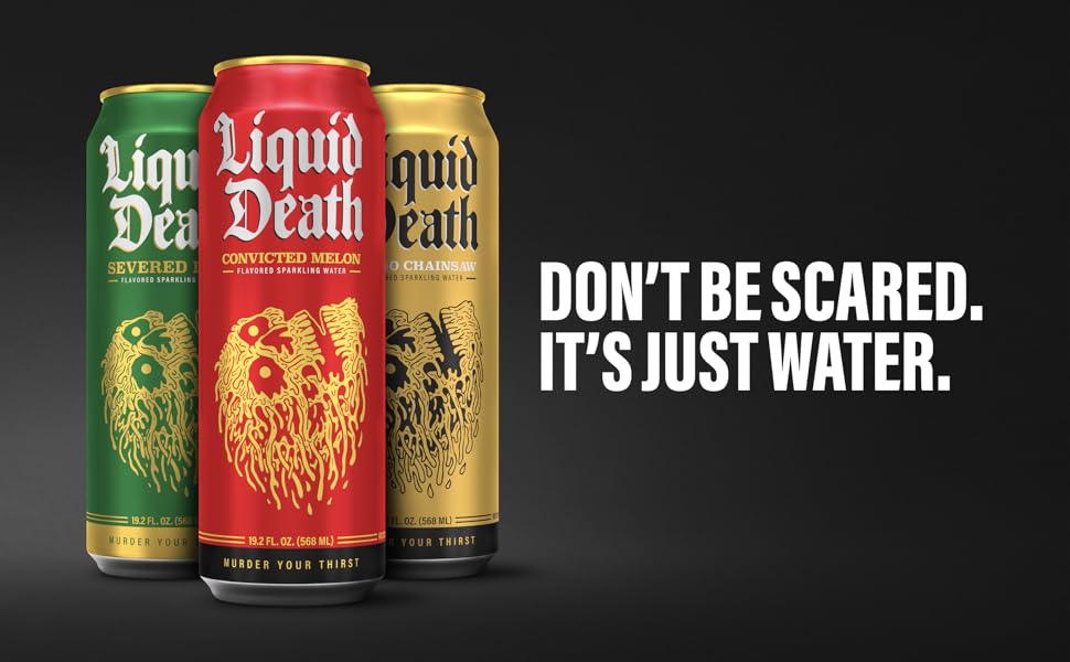 初めてのNu-CA。ギターはThe Cureなんかを彷彿とさせる音なのに、ニューウェーブよりもフォークミュージックを感じてしまった。コマコちゃんの喉が本調子の時にまた観たい。アルコールも炭酸も喉に良くないらしく飲むものがなくて困ってたので、ダークルームはこういう飲料水も置いてください。