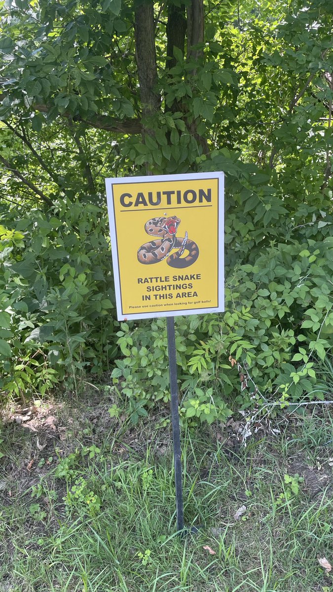 PCTunney's tweet photo. #Golf #GolfSigns https://t.co/TltLX697zX